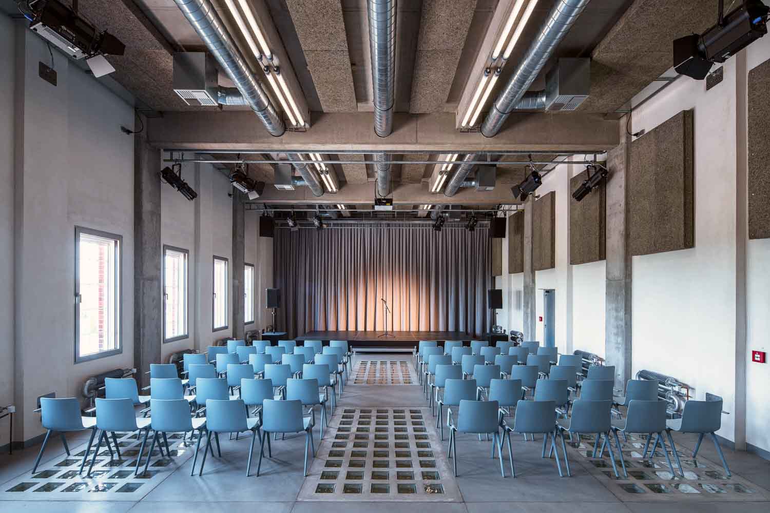 Ein böhmischer Getreidesilo wird Kulturzentrum