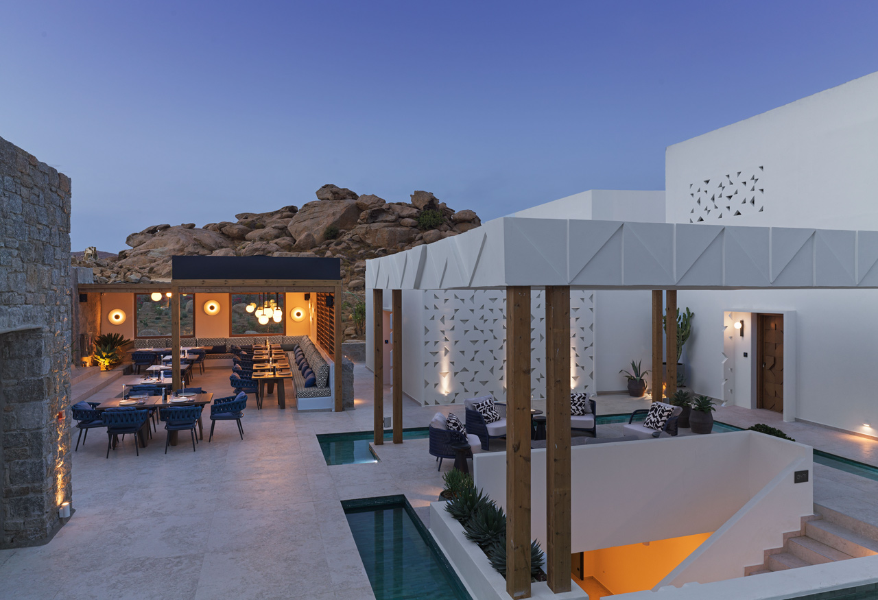 amyth of mykonos super paradise