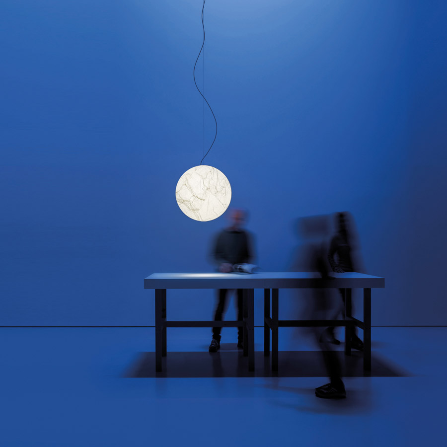 20 Jahre MOON – Davide Groppis ikonische Leuchte zwischen Poesie und Design